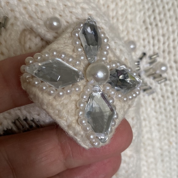 REDUCED 🪷Vtg “Gantos”knit Cardigan sweater with beads/pearls/bling - Picture 6 of 17